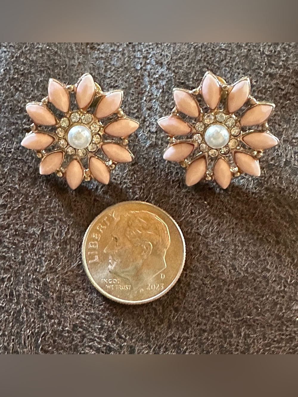 Vintage Light Pink Floral Earrings